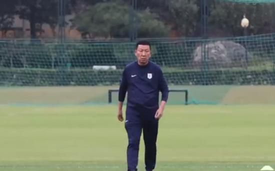久久偷窥公厕女wc撒尿