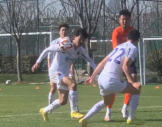 日韩免费一区二区三区